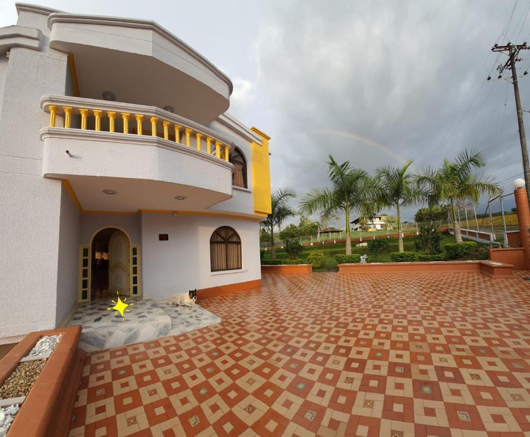 Hotel Casa Confort Santa Rosa de Cabal Exterior foto